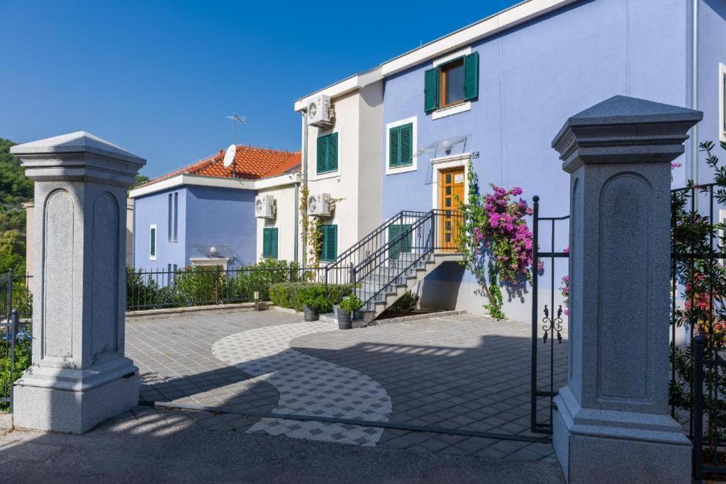 Trogir, Villa Salena, Residenz Ciovo Pearl, Slatine, Island Ciovo, Split Extérieur photo
